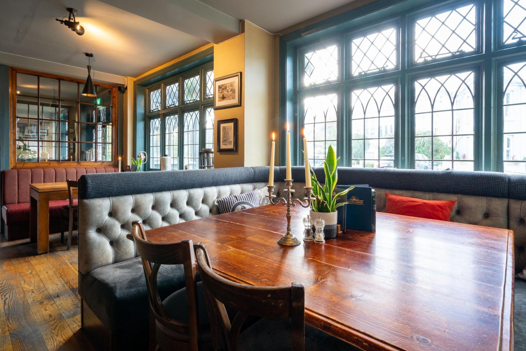 The Mayflower Lymington Exterior photo