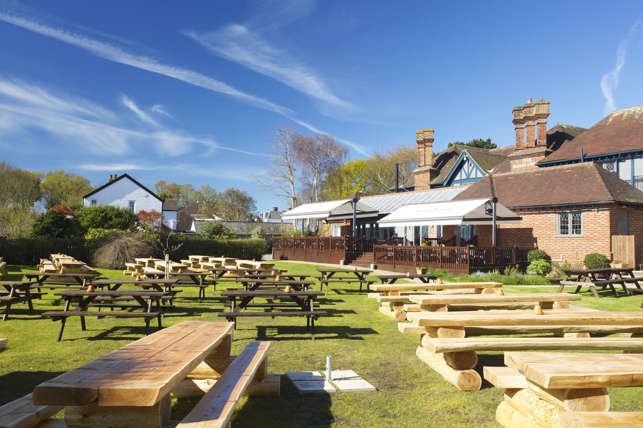 The Mayflower Lymington Exterior photo